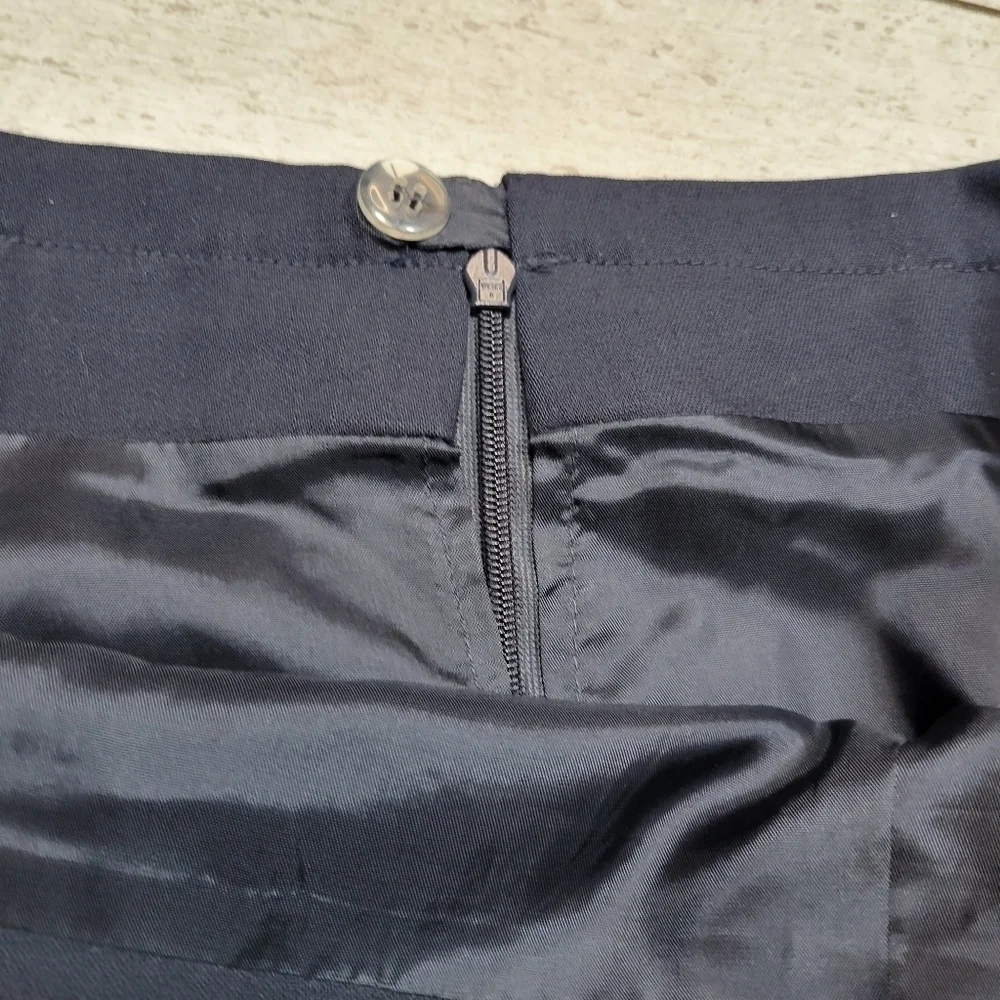 Laurel by Escada Navy Blue Wool Pencil Skirt